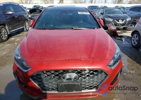 2019 Hyundai Sonata Limited Turbo z USA, uszkodzony, nr VIN 5NPE34AB2KH744676